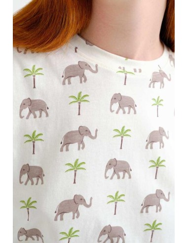 CAMISETA CON ESTAMPADO ELEFANTE.