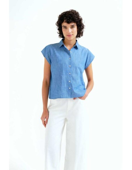 CAMISA 100% ALGODÓN CHAMBRAY AZUL CLARO.