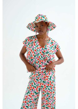 TOP PLAYERO CON ESTAMPADO GUINDA.
