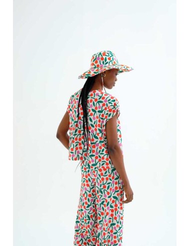 TOP PLAYERO CON ESTAMPADO GUINDA.