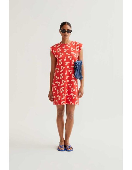VESTIDO CORTO CON ESTAMPADO RED GUINDA.
