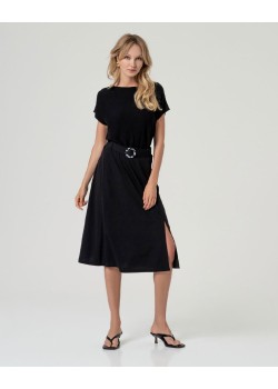 FALDA MIDI EVASÉ CON CINTURÓN NEGRO.