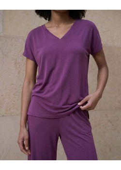 CAMISETA SIN MANGAS,ESCOTE PICO.