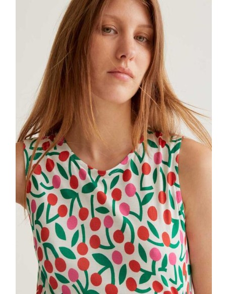 VESTIDO LARGO CON ESTAMPADO GUINDA.