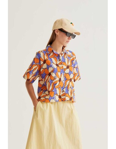 CAMISA CON ESTAMPADO MARIGOLD.