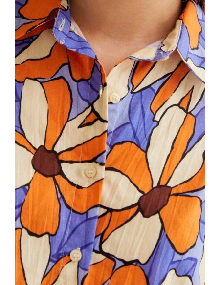 CAMISA CON ESTAMPADO MARIGOLD.
