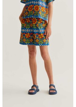 SHORTS CON ESTAMPADO GARDEN.