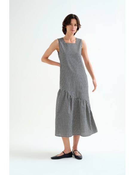 VESTIDO CUADROS VICHY NEGRO.