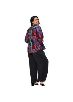 BLUSA ESTAMPADA CON MANGA. 2