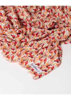 PAÑUELO RECTANGULAR ESTAMPADO CON FLECOS CORTOS. 2