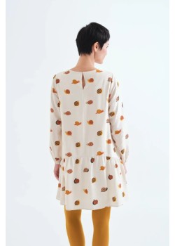 VESTIDO CORTO CON ESTAMPADO DE CARACOLES. 2