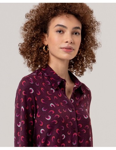 CAMISA ESTAMPADA DE MANGA LARGA.