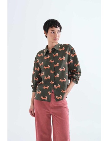 CAMISA CON ESTAMPADO VOLPE.