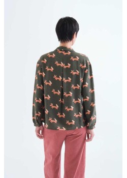 CAMISA CON ESTAMPADO VOLPE. 2