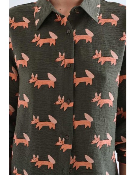 CAMISA CON ESTAMPADO VOLPE.