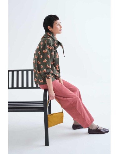 CAMISA CON ESTAMPADO VOLPE.