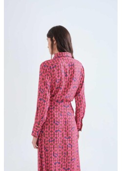 CAMISA CON ESTAMPADO CATENA. 2