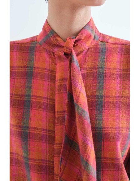 CAMISA 100% ALGODÓN CON ESTAMPADO PINK PLAID.