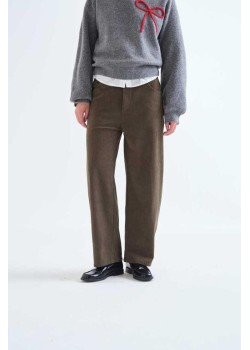 PANTALÓN DE PANA VERDE OSCURO.